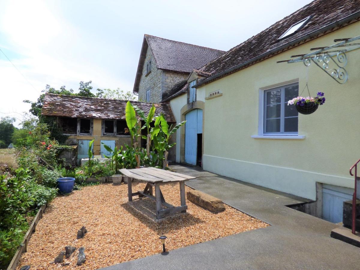 Bed and Breakfast Les Tibles Nanthiat Exterior foto